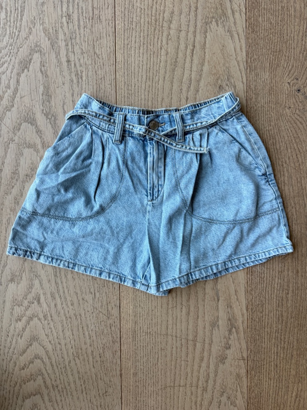 Girl’s Zara Light Blue High-Rise Denim Shorts with Tie Belt